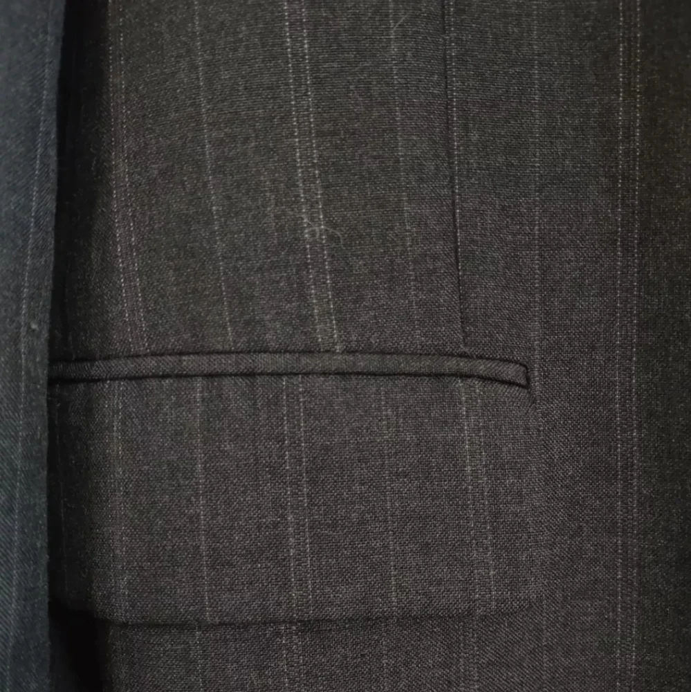 Austin Manor Men's Blazer Dark Gray Pinstripe Sz 44R Wool Blend - Picture 5 of 14